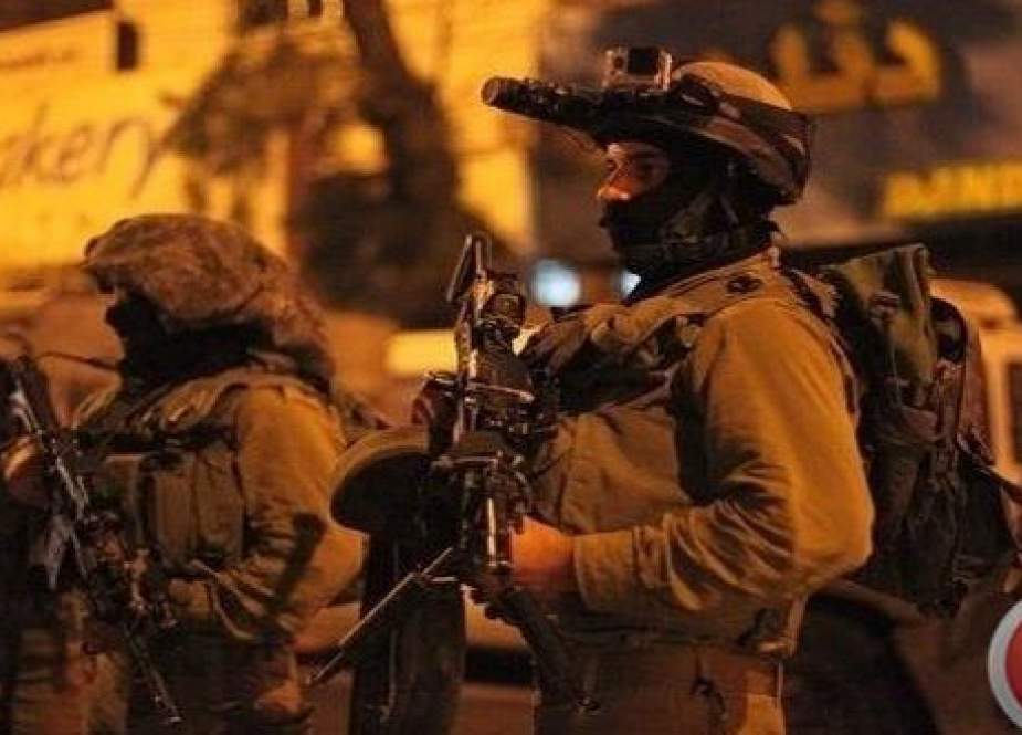 الاحتلال الإسرائيلي يصيب 24 فلسطينياً بالرصاص والغاز السام ويعتقل 19 بالضفة
