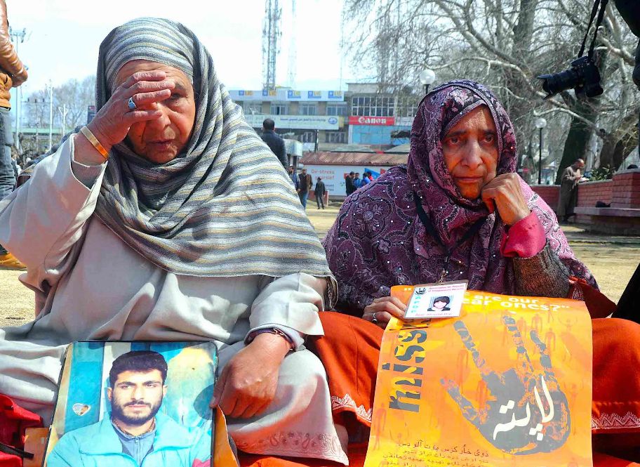 مقبوضہ کشمیر میں انسانی حقوق کے عالمی دن پر احتجاجی دھرنا