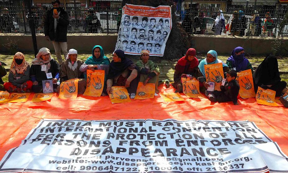 مقبوضہ کشمیر میں انسانی حقوق کے عالمی دن پر احتجاجی دھرنا