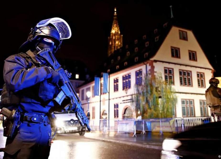 Polisi Prancis Masih Kejar Pelaku Penembakan di Strasbourg (ABC Australia)