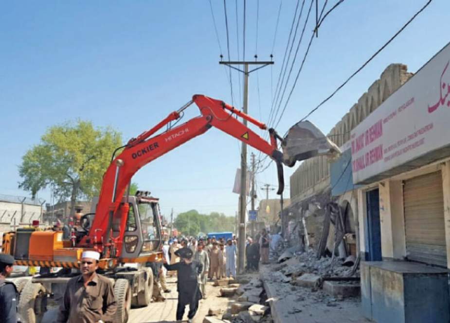 پشاور میں تجاوزات کیخلاف آپریشن، تاجروں کی شٹر ڈاؤن ہڑتال کی دھمکی