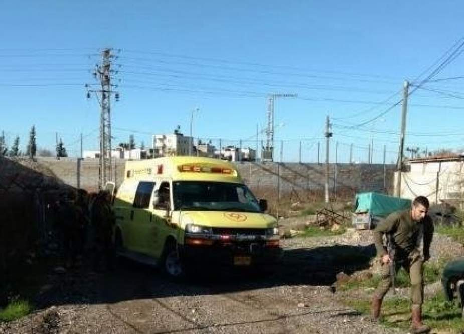 Israeli soldier was injured with a rock in the head at the northern entrance of al-Bireh City.png
