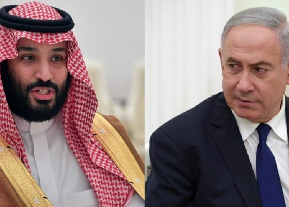 Saudi Crown Prince Mohammed bin Salman (L) is seriously considering a summit meeting with Israeli Prime Minister Benjamin Netanyahu, a report says.