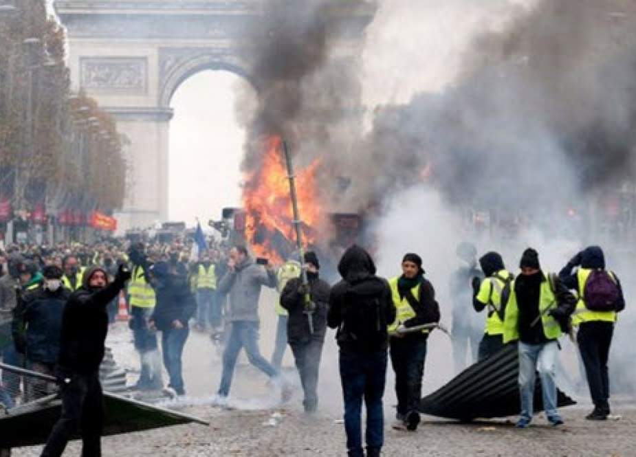 فرانسه، انفجار از درون؛ آیا این اتفاق به دیگر اعضای اتحادیه اروپا نیز سرایت خواهد کرد؟