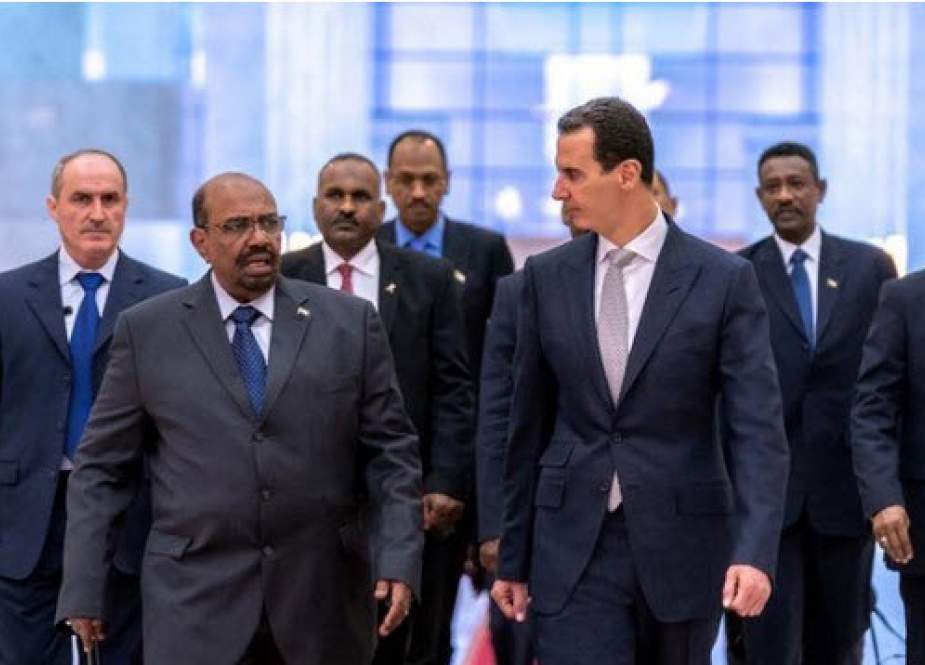 «بشار اسد» در فرودگاه دمشق از رئیس جمهور سودان استقبال کرد