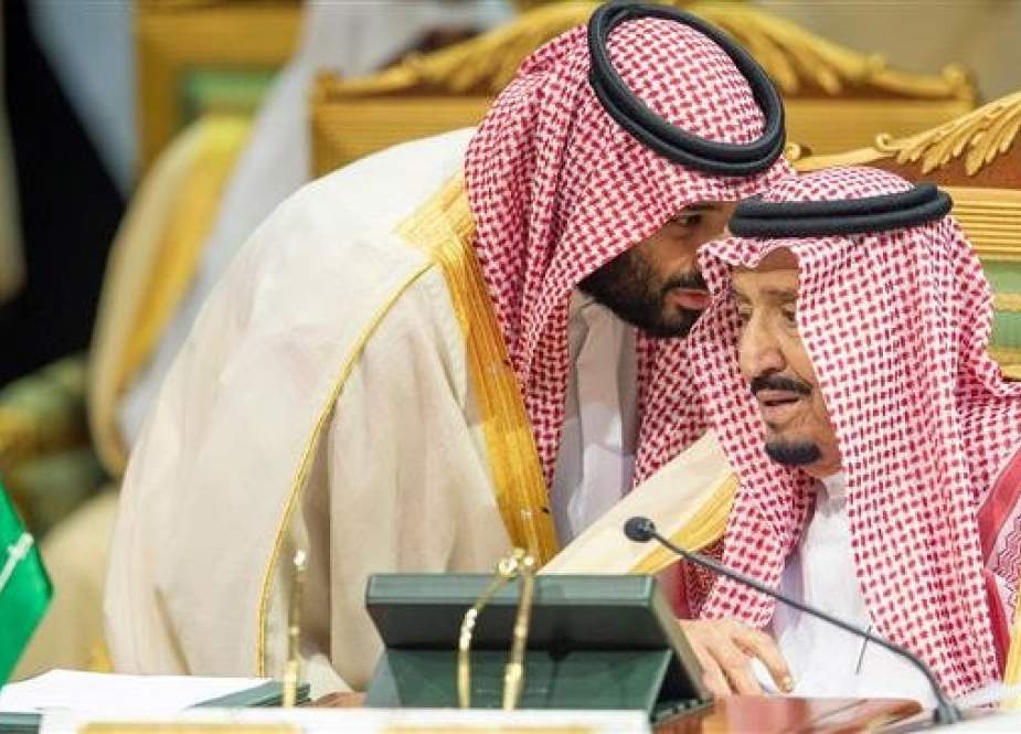 Mohammed bin Salman with King Salman bin Abdulaziz at the Diriya Palace in Riyadh.jpg