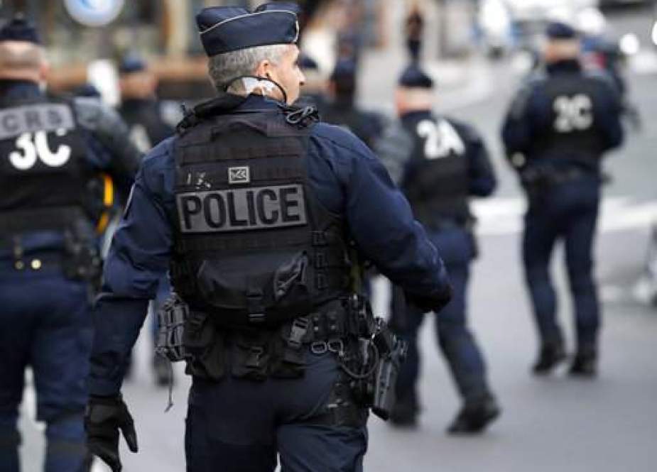 فرانس، پولیس نے اوور ٹائم نہ ملنے پر ہڑتال کی دھمکی دے دی