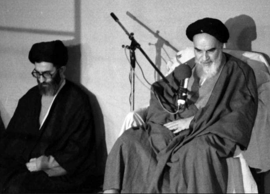 روند شکلگیری رهبری امام خمینی(ره) در انقلاب اسلامی ایران