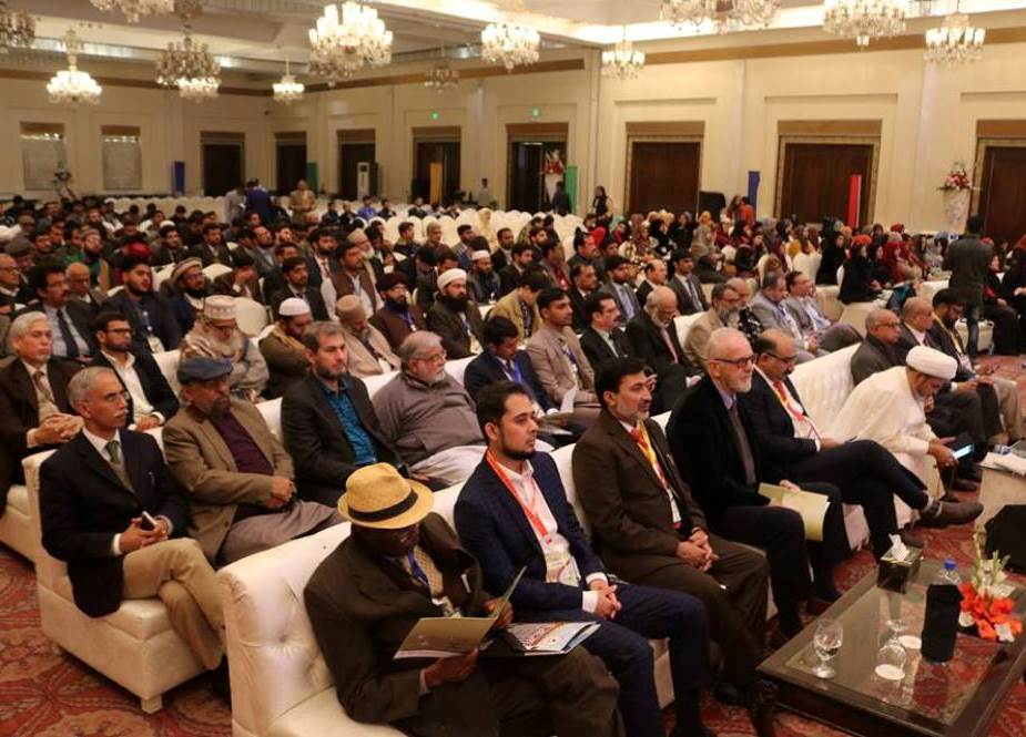 پرل کانٹینیٹل ہوٹل لاہور میں منہاج یونیورسٹی کے زیراہتمام منعقد ہونیوالی دوسری ورلڈ اکنامک اور فنانس کانفرنس کی تصاویر