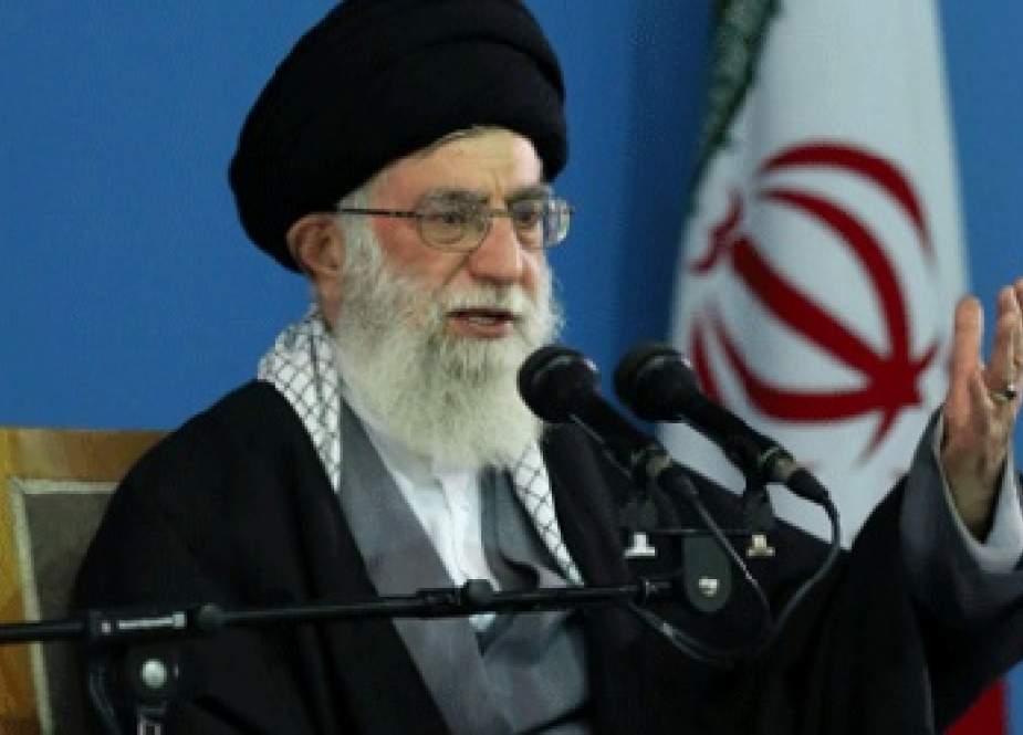 پاسخ رهبر معظم انقلاب به ۱۰ پرسش درباره مبارزه تاریخی ملت ایران با آمریکا