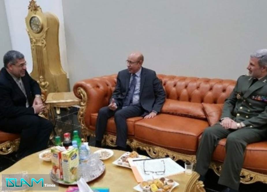وزیر الدفاع الایراني يبدأ زيارة لموریتانیا