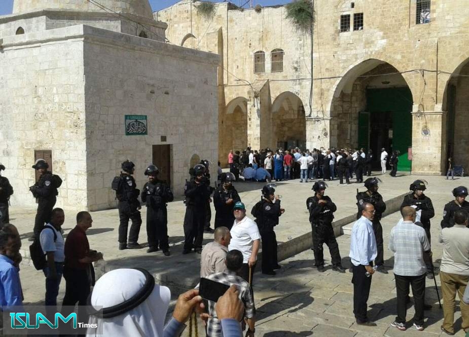 استمرار الاقتحامات الصهيونية للمسجد الأقصى