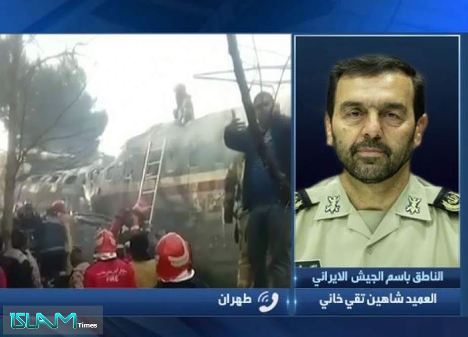 الجيش الايراني: استشهاد جميع أفراد طاقم الطائرة عدا مهندس الطيران