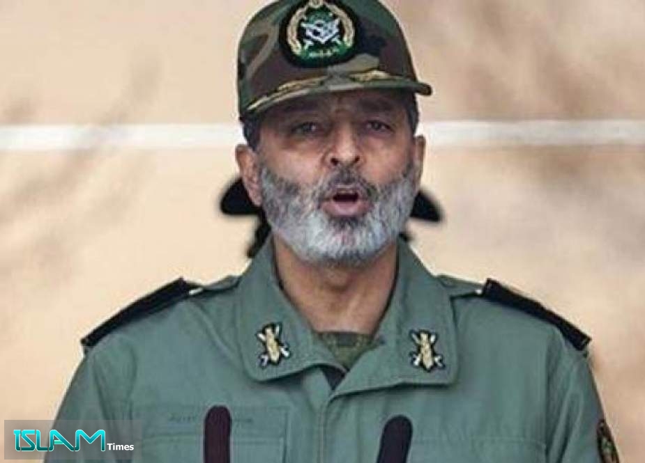 طهران: الجيش والحرس سيواصلان تعاضدهما لإحباط مؤامرات أمريكا