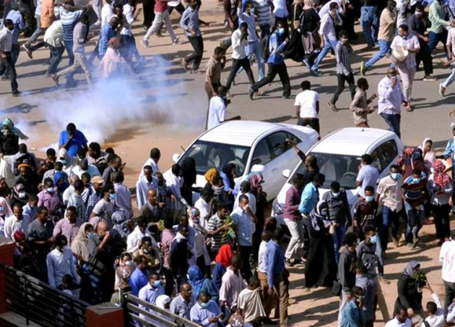 Sudanese demonstrators gather in Khartoum