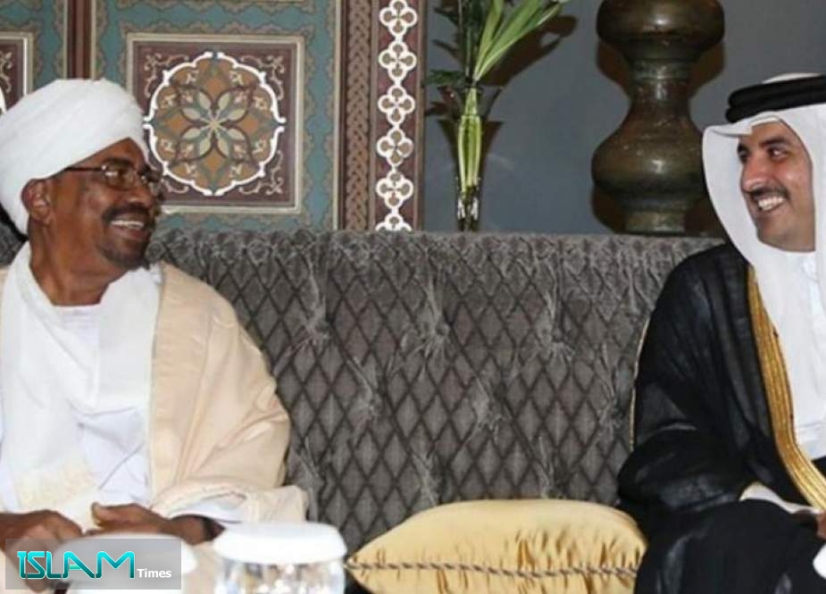 تميم للبشير: ندعم استقرار ووحدة السودان