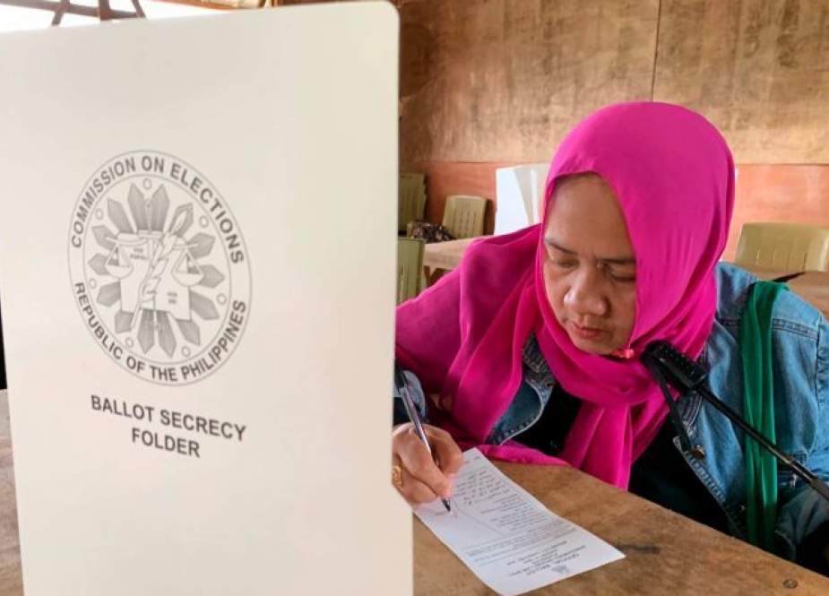 فلپائن، مسلم منڈاناؤ میں بینگسامورو خودمختار خطے کی استصوابِ رائے کے ذریعے منظوری