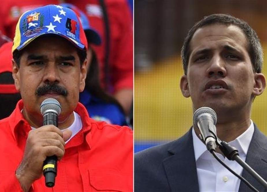 This combination of pictures created on February 02, 2019 shows Venezuelan President Nicolas Maduro (L) delivering a speech during a gathering with supporters to mark the 20th anniversary of the rise to power of the late Hugo Chavez in Caracas on February 2, 2019 and opposition leader Juan Guaido delivering a speech during a gathering with supporters in Caracas on February 2, 2019. (Photo by AFP)