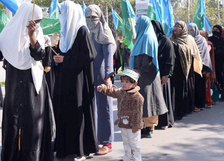 بہاولپور، جماعت اسلامی کے زیراہتمام کشمیریوں سے اظہار یکجہتی کے لیے خواتین اور بچوں کی ریلی