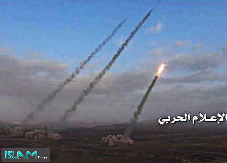 صواريخ زلزال1 وقذائف المدفعية تدك مواقع العدو في نجران