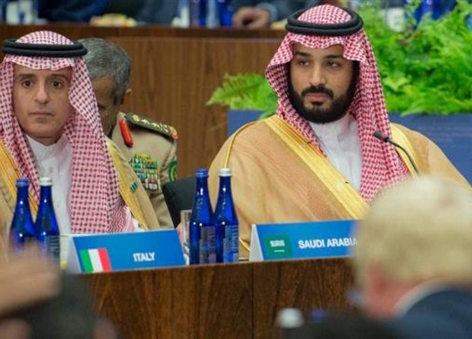 Saudi Deputy Crown Prince Mohammed bin Salman, right, and Foreign Minister Adel al-Jubeir