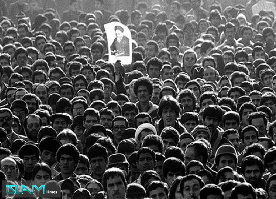 الثورة الاسلامية الإيرانية وتأثيرها على استراتيجيةَ واشنطن