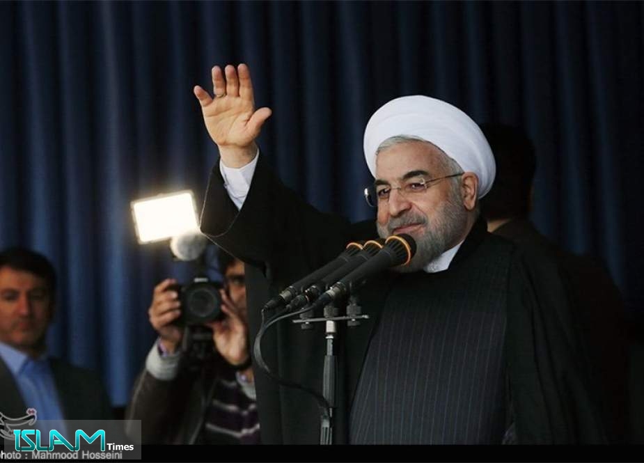 الرئيس روحاني: لم ولن نستأذن أحداً لصناعة الصواريخ
