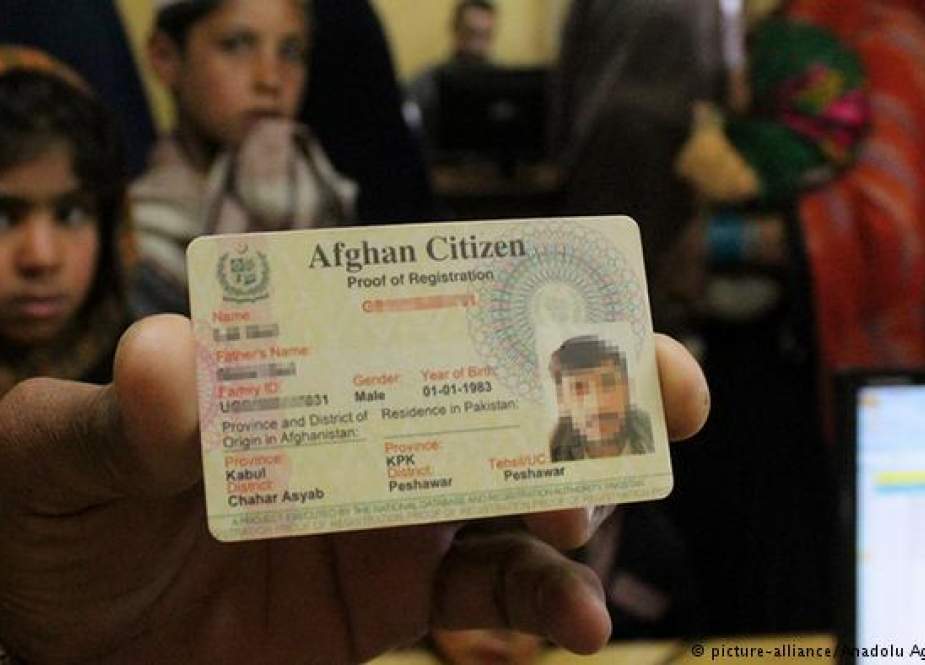 افغانی ظاہر کرنے والے 10ہزار 144 پاکستانیوں کے شناختی کارڈ بلاک کر دئیے گئے