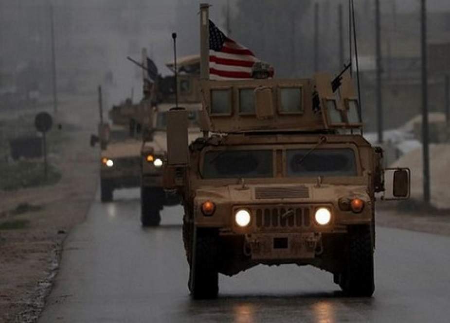خروج نظامیان آمریکایی از شهر الشدادی در حومه حسکه سوریه