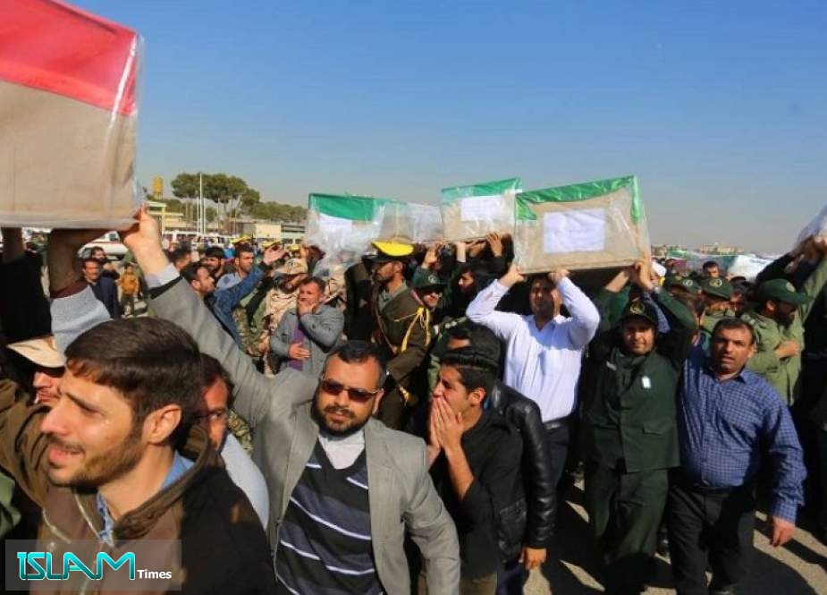 ايران..تشييع جثامين الشهداء المدافعين عن أمن البلاد في إصفهان
