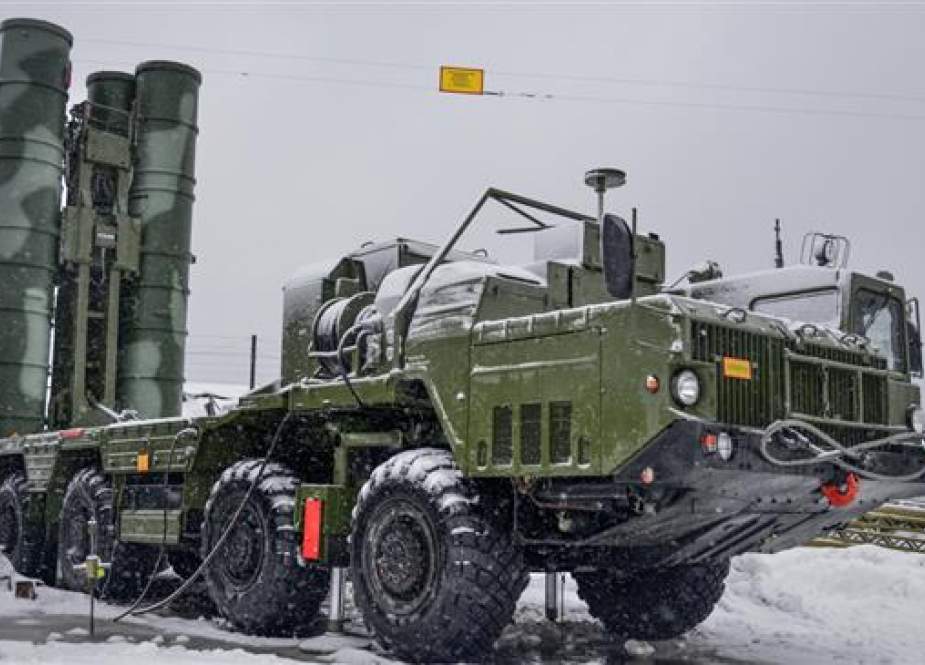 Russian S-400 Triumph medium-range and long-range surface-to-air missile systems.jpg