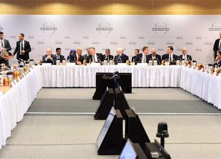Session at the conference on “peace” in the Middle East in Warsaw.jpg