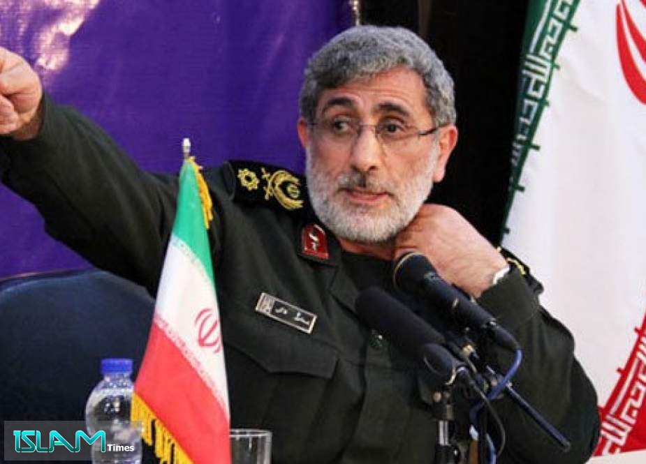 قائد بالحرس الثوري: تواجد ايران المقتدر بالمنطقة الحق الهزيمة بأميركا