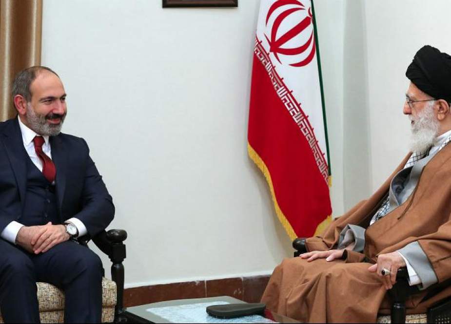 Leader of the Islamic Revolution Ayatollah Seyyed Ali Khamenei (R) meets with Armenian Prime Minister Nikol Pashinian in Tehran on February 27, 2019.