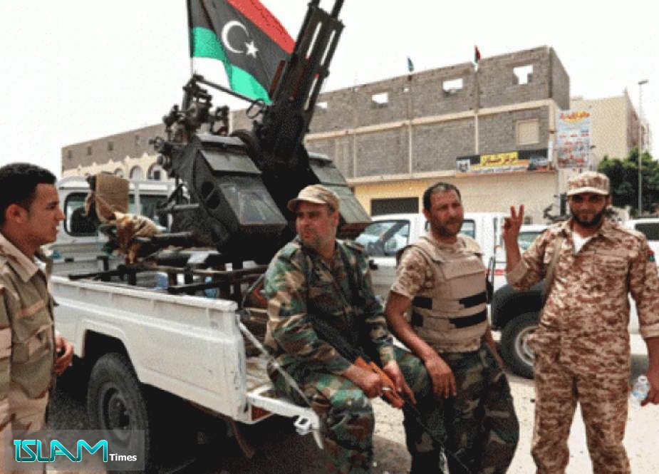 ليبيا تنفي تقارير بريطانية عن وجود عناصر مسلحة روسيّة في بنغازي