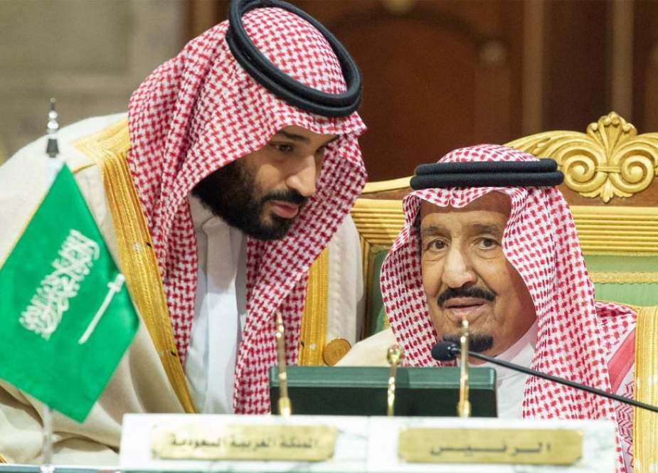 King Salman of Saudi Arabia, (Right) has been reportedly angered by the recent moves of his son Mohammed bin Salman (left).