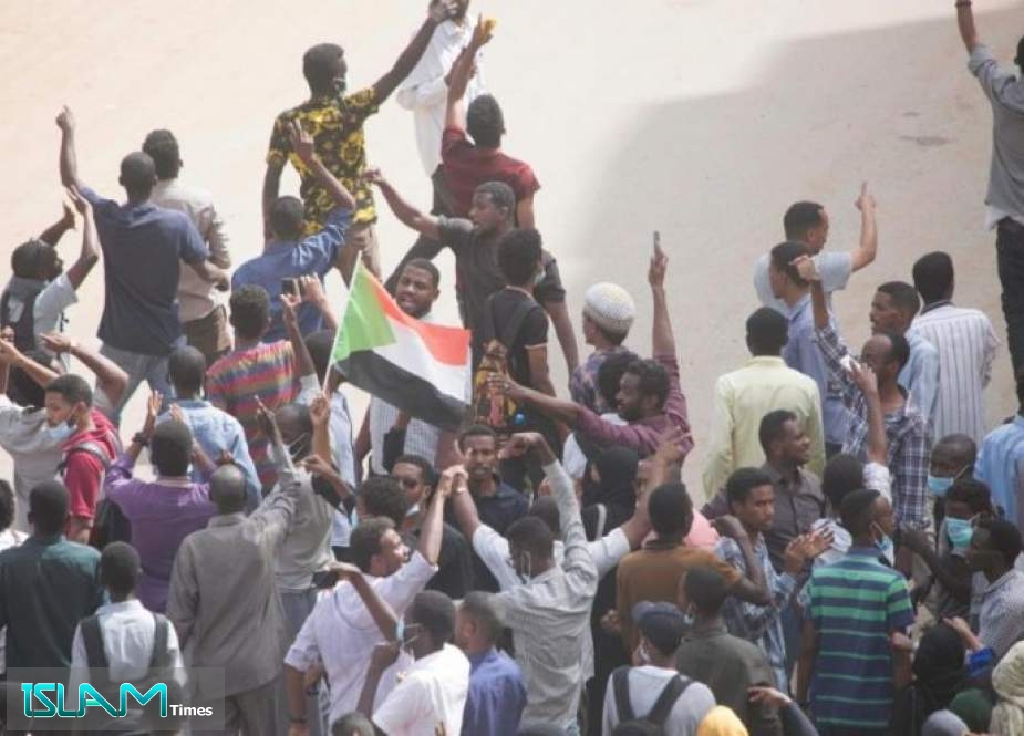 المعارضة السودانية تدعو لتظاهرات ضد الطوارئ من 43 مسجداً