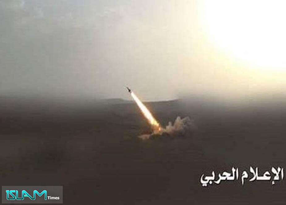 صاروخا "زلزال1" يدكان ميليشيات الجیش السعودي في جيزان