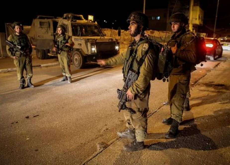 IOF Stages Arrest Campaign in West Bank.jpg