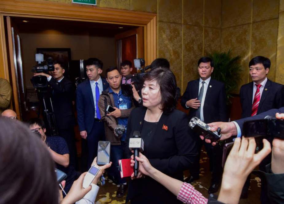 North Korean Vice-Minister of Foreign Affairs Choe Son Hui (C) arrives for a press conference at Melia hotel in Hanoi,Vietnam, early on March 1, 2019.(Photo by AFP)