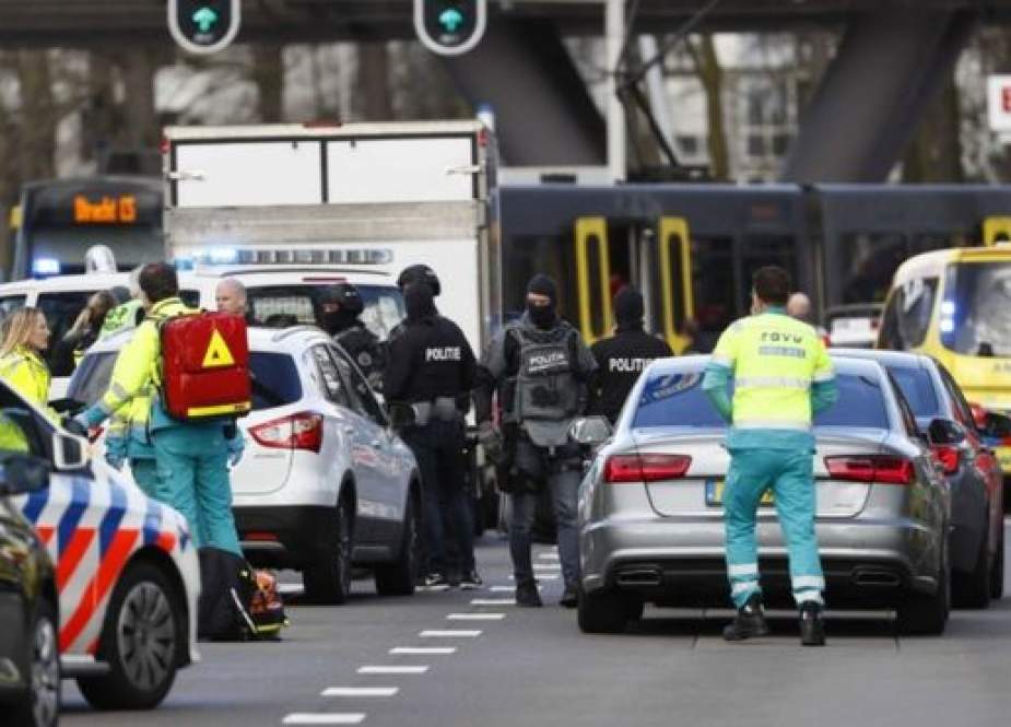 نیدر لینڈز، ٹرام میں سفر کرنے والے مسافروں پر فائرنگ، متعدد افراد زخمی
