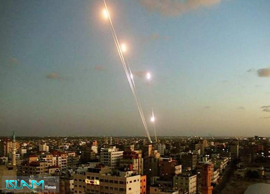رشقة صاروخية جديدة من قطاع غزة باتجاه مستوطنات الغلاف