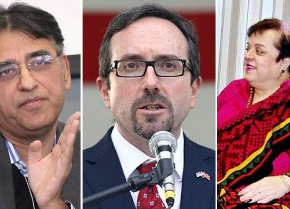 افغانستان میں امریکی سفیر کی عمران خان پر تنقید، وفاقی وزراء کا کرارا جواب