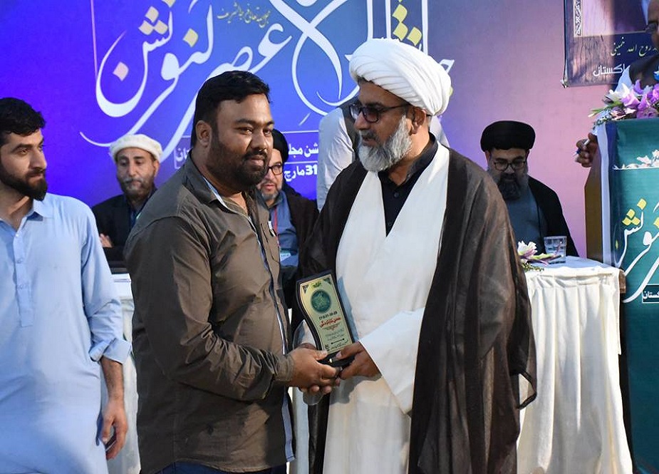اسلام آباد، ایم ڈبلیو ایم کے جانثاران امام عصر عج مرکزی کنونشن میں اراکین کابینہ اور اسٹاف کو حسن کارکردگی پہ ایوارڈز کی تقسیم کی تصاویر