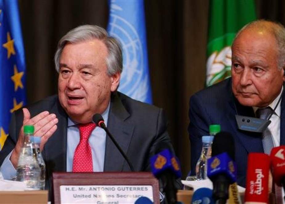 Secretary General of the United Nations Antonio Guterres, left, and Arab League Secretary General Ahmed Abul Gheit attend a news conference in Tunis, Tunisia, March 30, 2019. (Photo by Reuters)