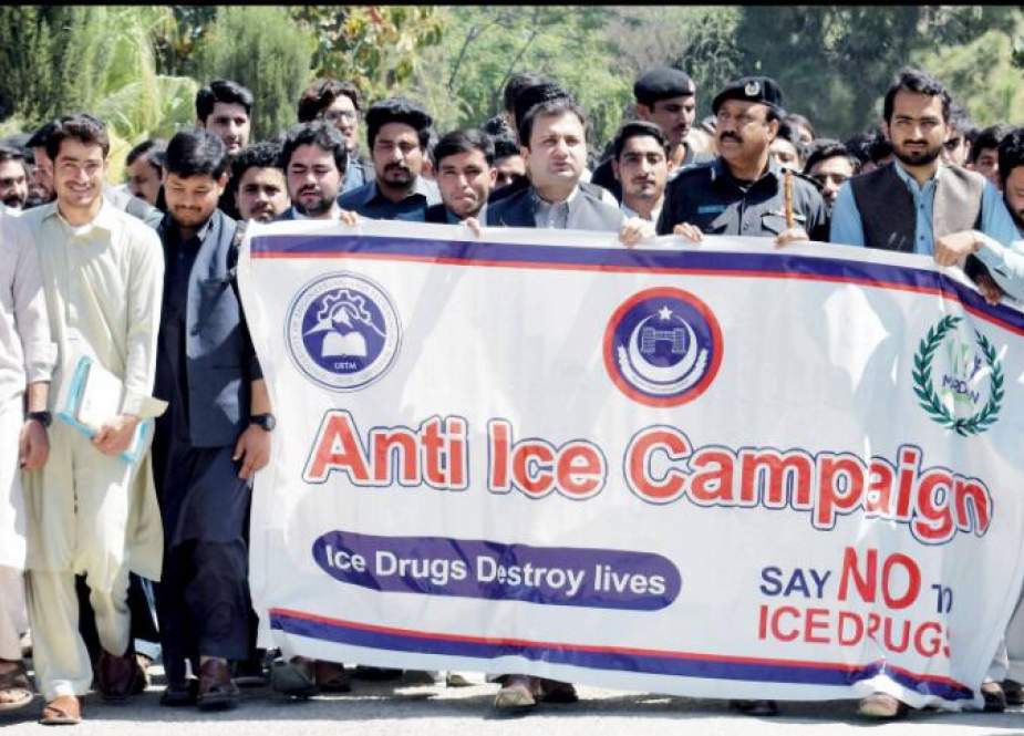 انجینئرنگ یونیورسٹی مردان کے طلباء منشیات کیخلاف میدان میں آگئے
