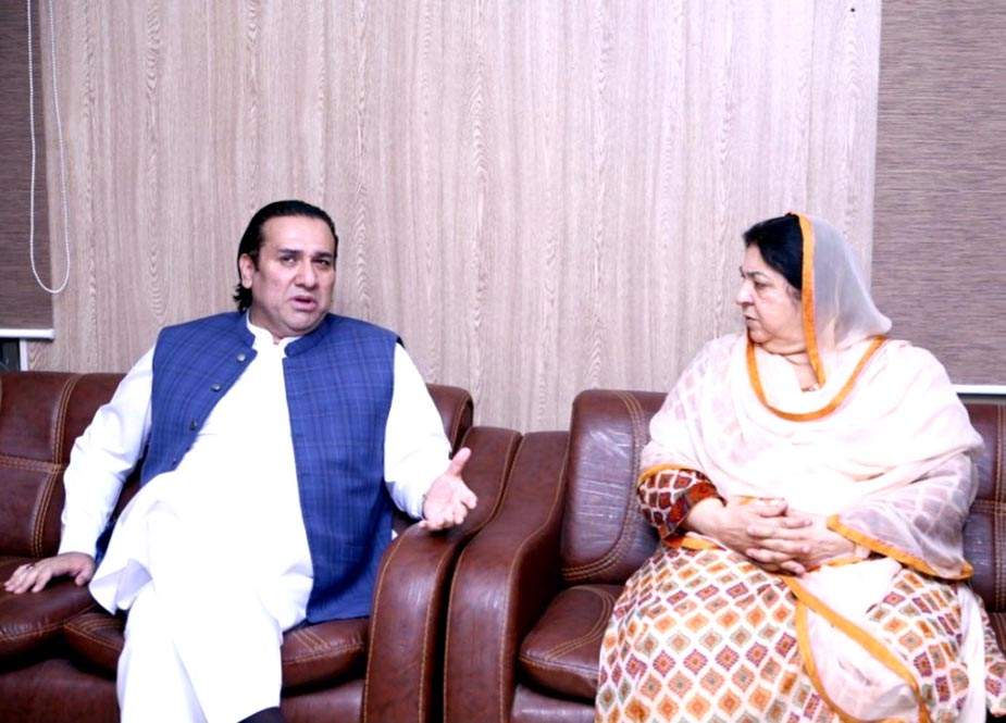 گورنر جی بی راجہ جلال حسین مقپون کی وزیر صحت پنجاب ڈاکٹر یاسمین راشد سے ملاقات
