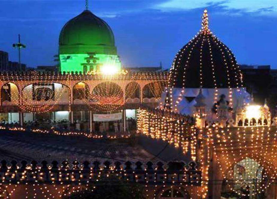 لاہور، شب معراج انتہائی عقیدت و احترام کیساتھ منائی گئی