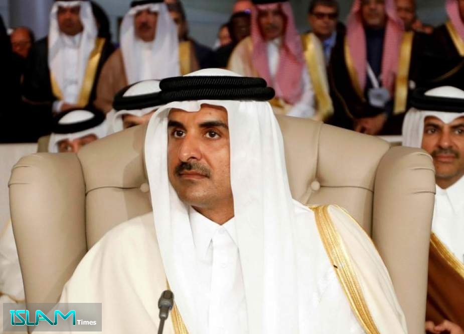 السبسي يكشف سبب مغادرة أمير قطر من القمة العربية
