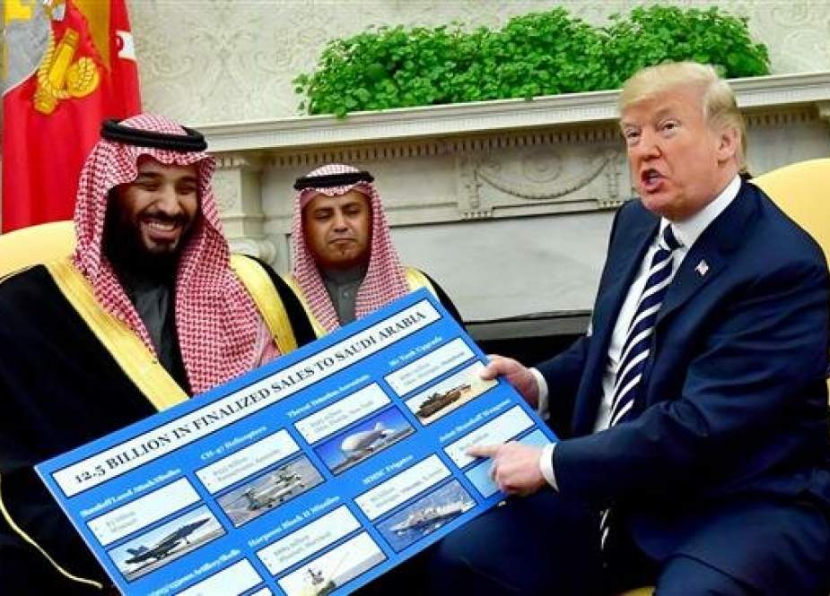 US President Donald Trump (R) touts his $110 billion arms deal as he welcomes Saudi Arabia